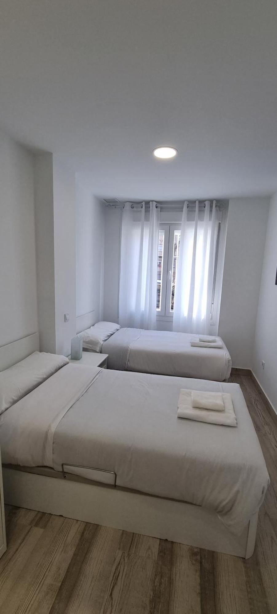Apartamentos Tanez Santurce A Madrid Exterior foto